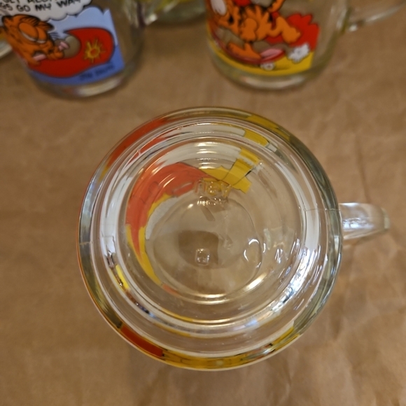 McDonald's Garfield Glass Coffee Mugs Set Of 7 Jim Davis Odie 1978 - Picture 4 of 7